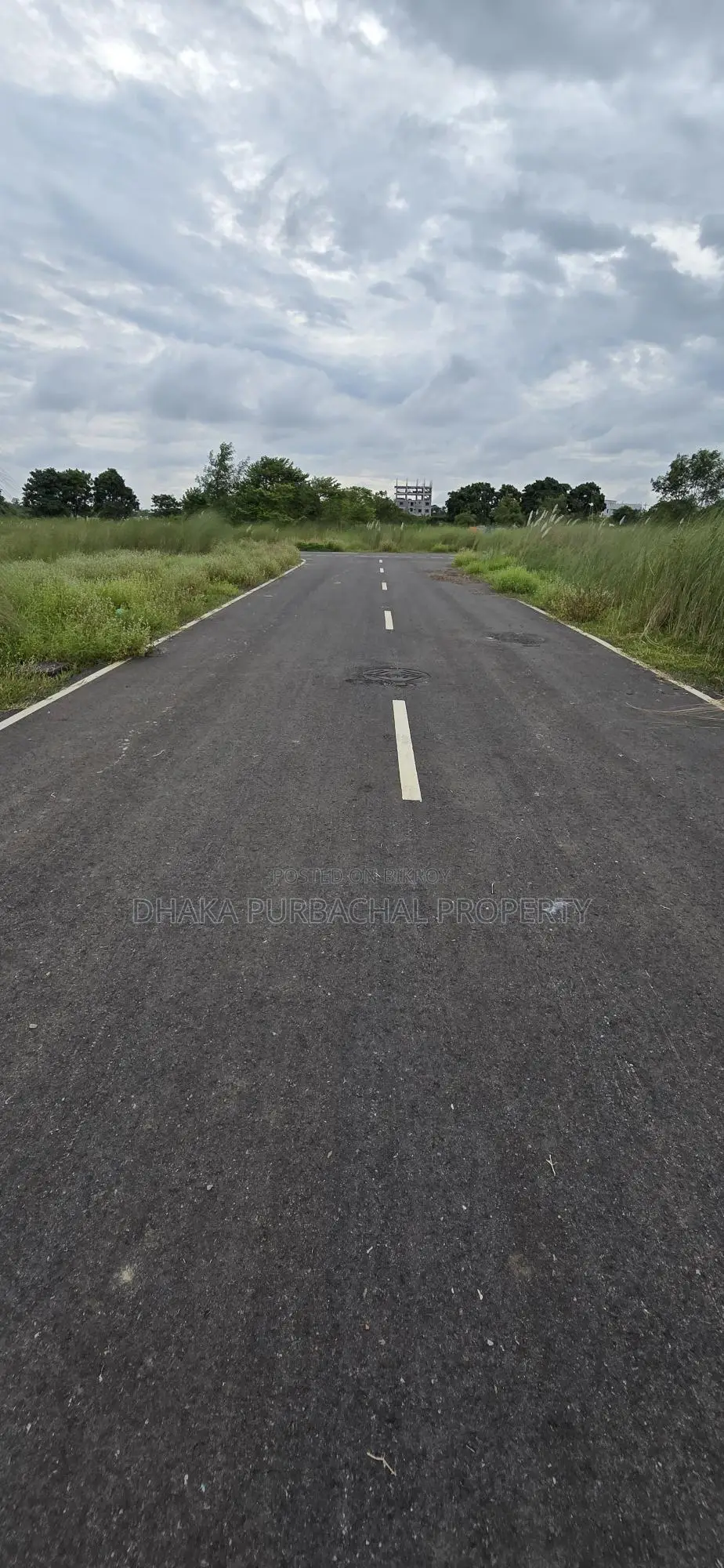 পূর্বাচল সেক্টর -১৭ দক্ষিণ মুখী ৭৫ ফিট রোড ৩ কাঠা প্লট বিক্রি