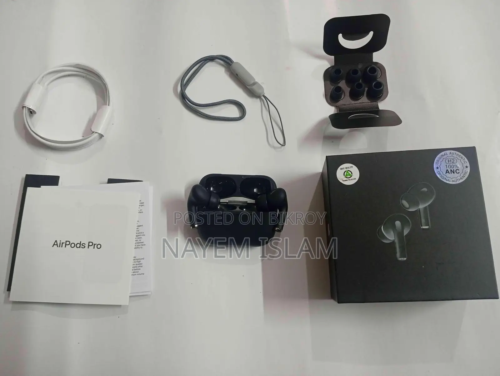 Apple Bluetooth Earbuds