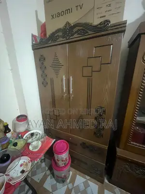 Almirah for sale