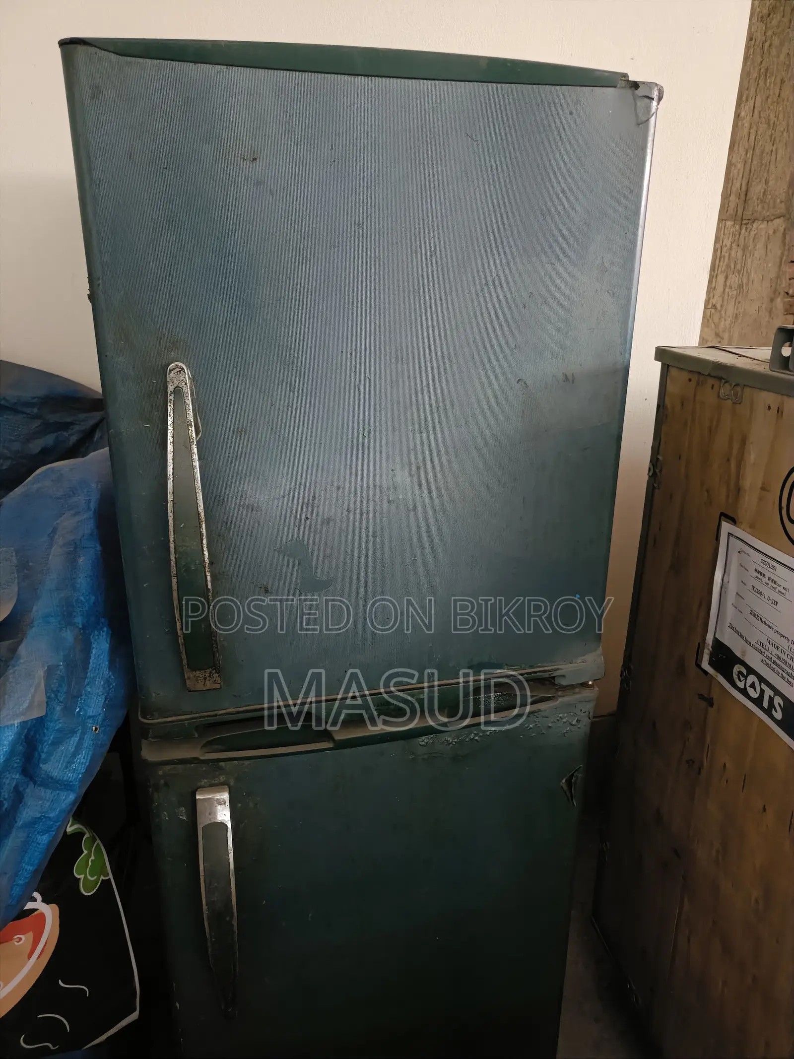 Singer Deep Fridge
