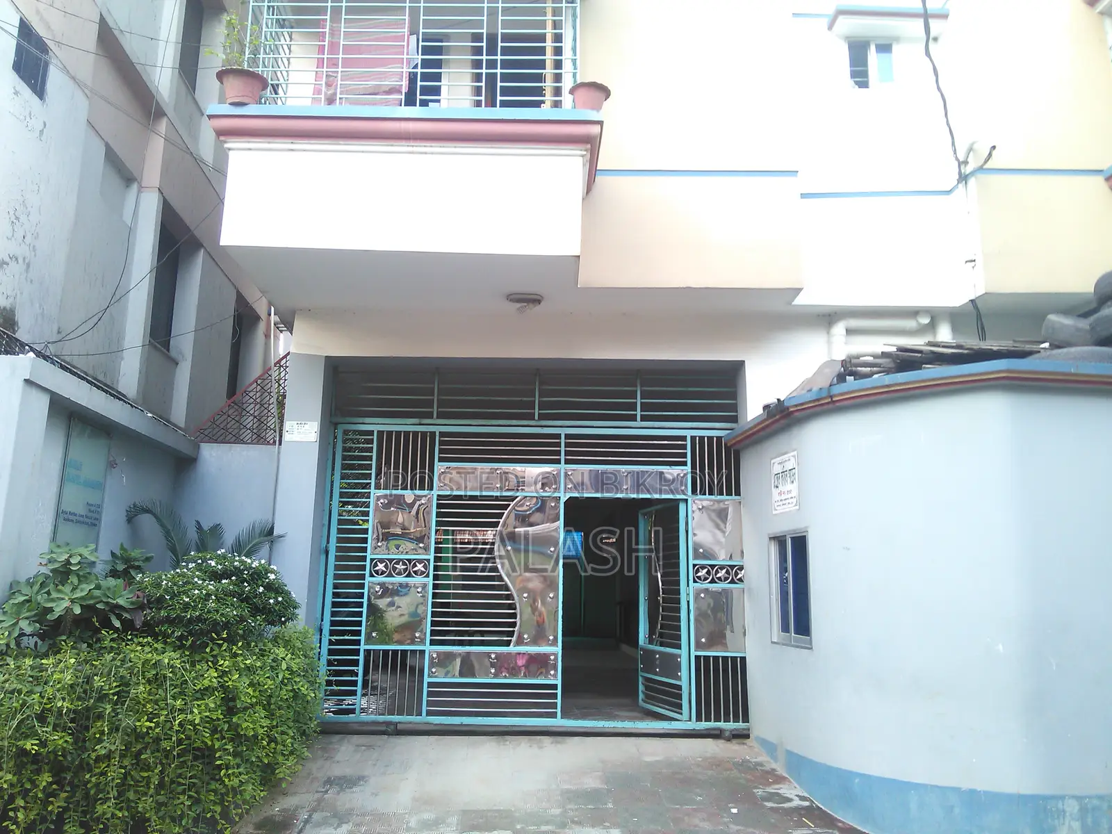 Flat Sale At Ashkona Near Hajj Camp, Airport