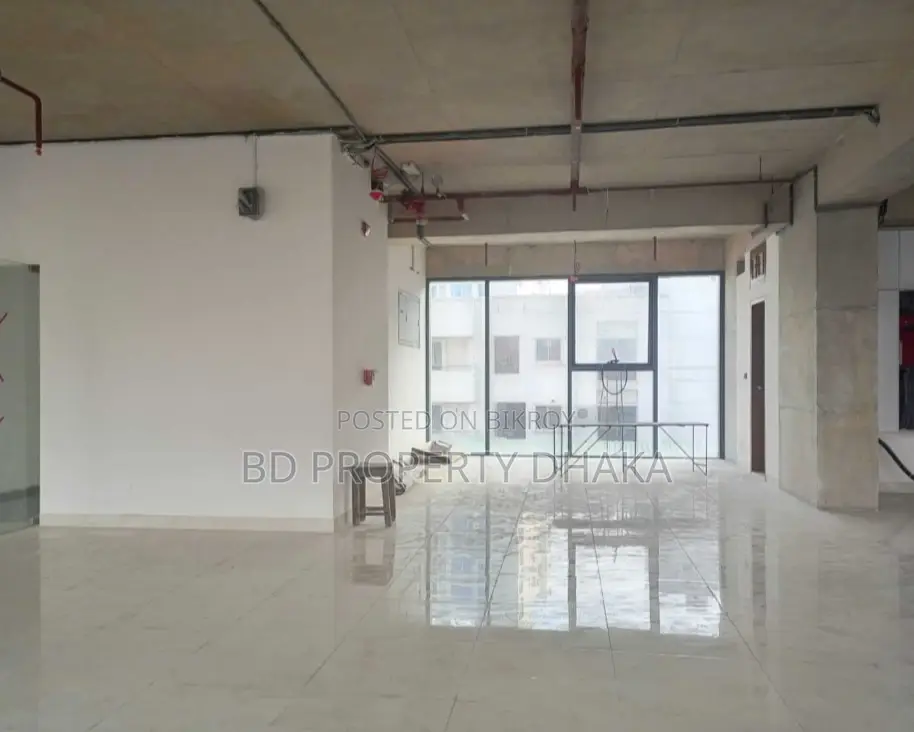 5500 Sqft Nice Open Commercial Space Rent in Mohakali