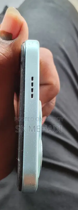 Infinix Hot 9 Play 3/64GB (Used)