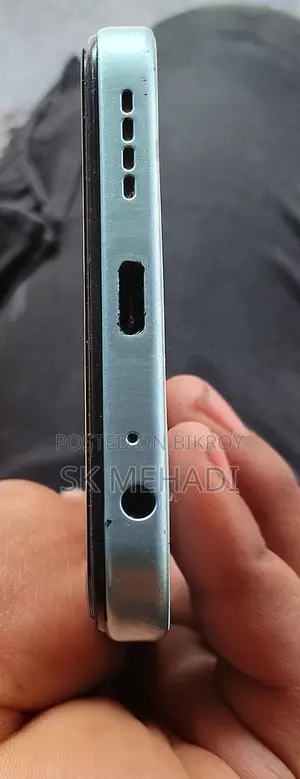 Infinix Hot 9 Play 3/64GB (Used)