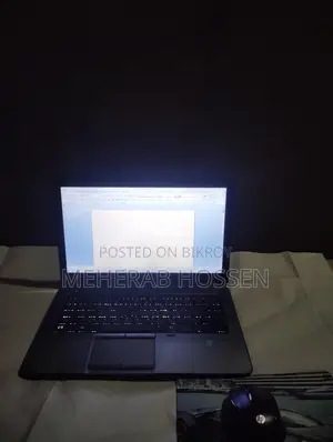 HP Elitebook laptop in active and fresh condition
