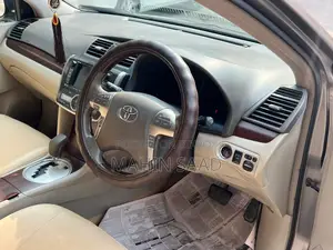 Toyota Premio 2010