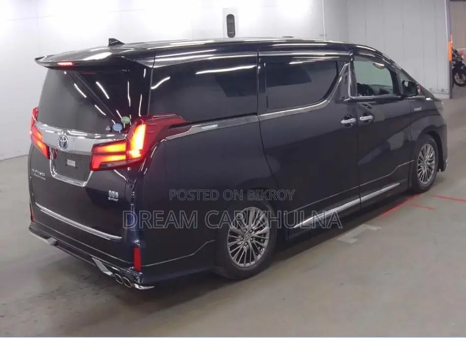 Toyota Alphard Executive Lounge 2021