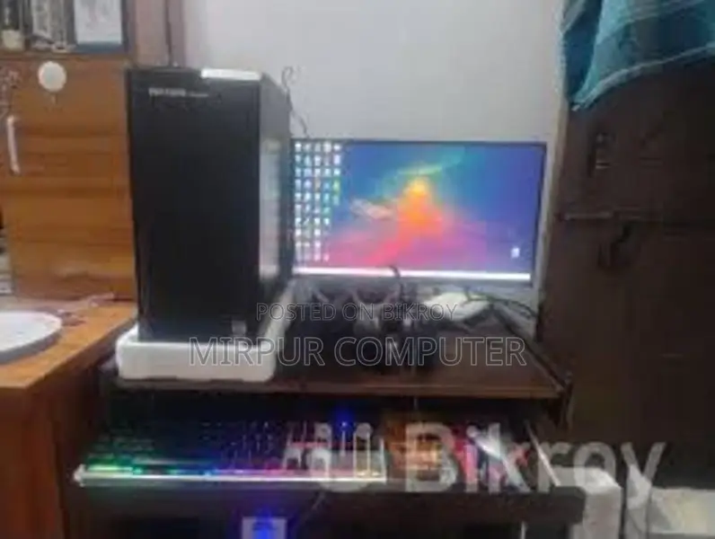 HP 19" LED 8GB DDR3 Core i5 4th Gen H81 Gigabyte PC