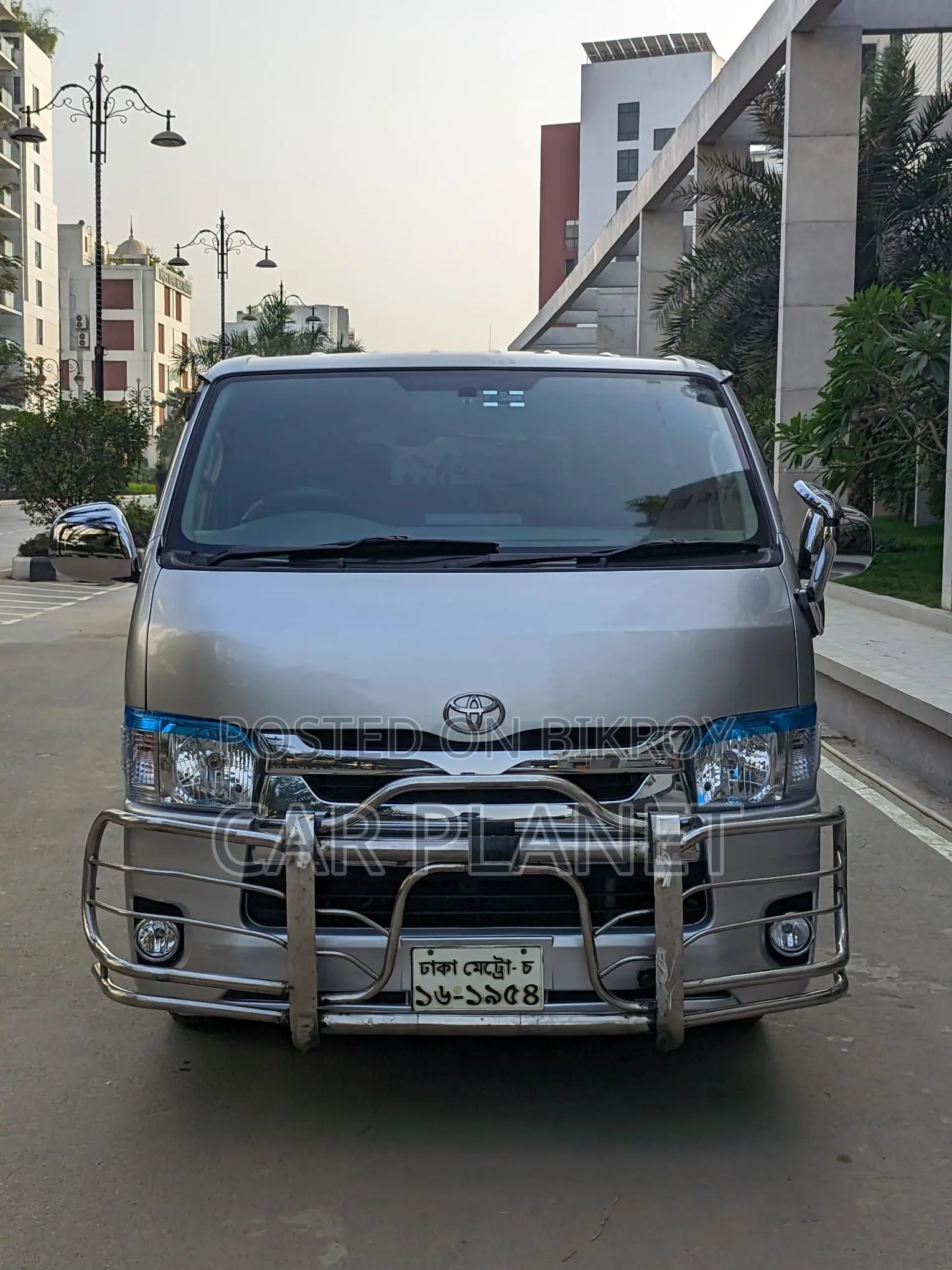 Toyota Hiace GL-SUPER FRESH 2012