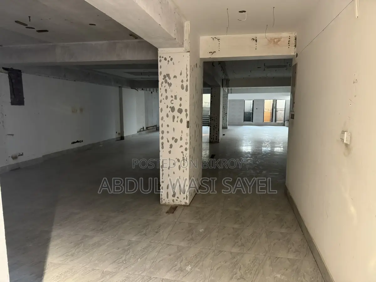 Prime Office Space (3000sqft)