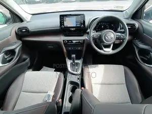 Toyota Yaris Cross z leather (4) 2021