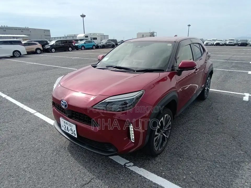 Toyota Yaris Cross z leather (4) 2021