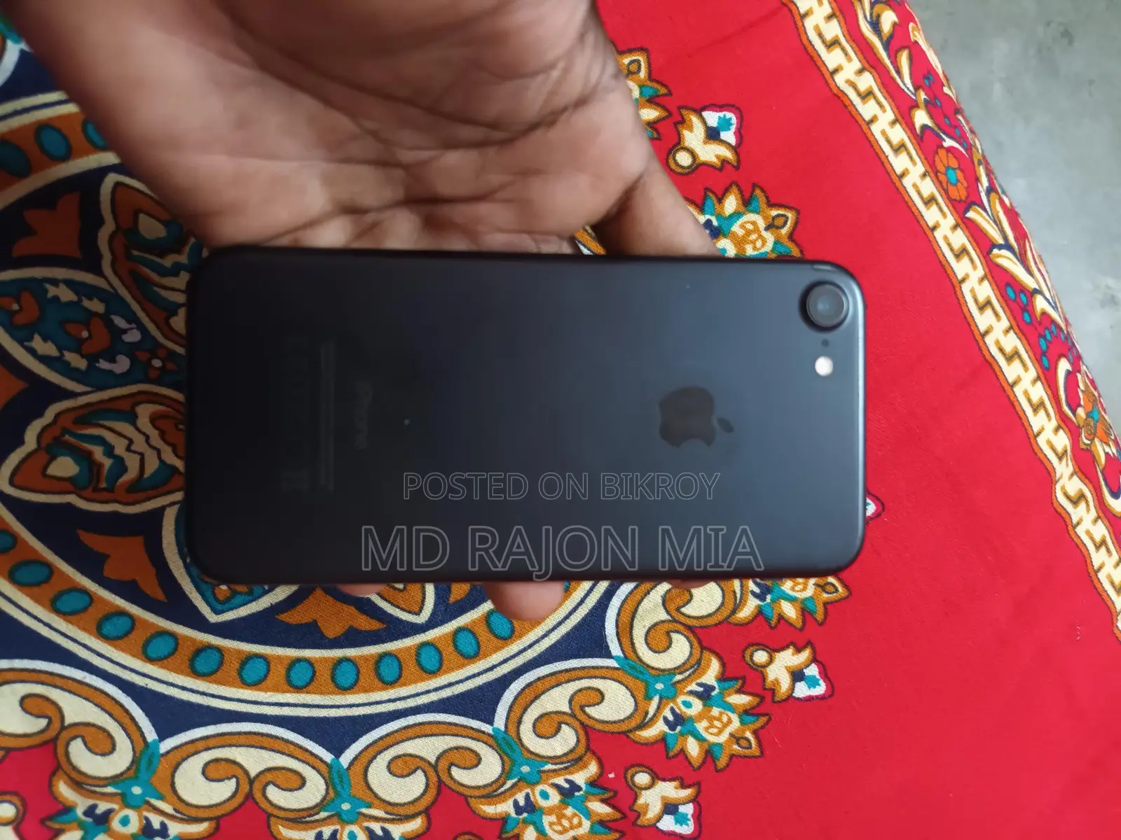 Apple iPhone 7 32gb (Used)