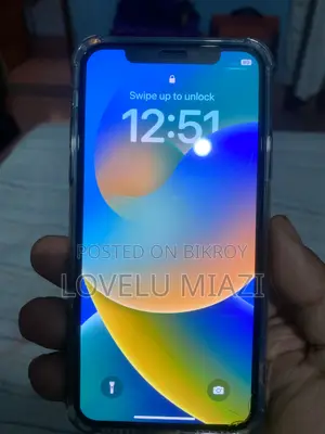 Apple iPhone XS (Used)