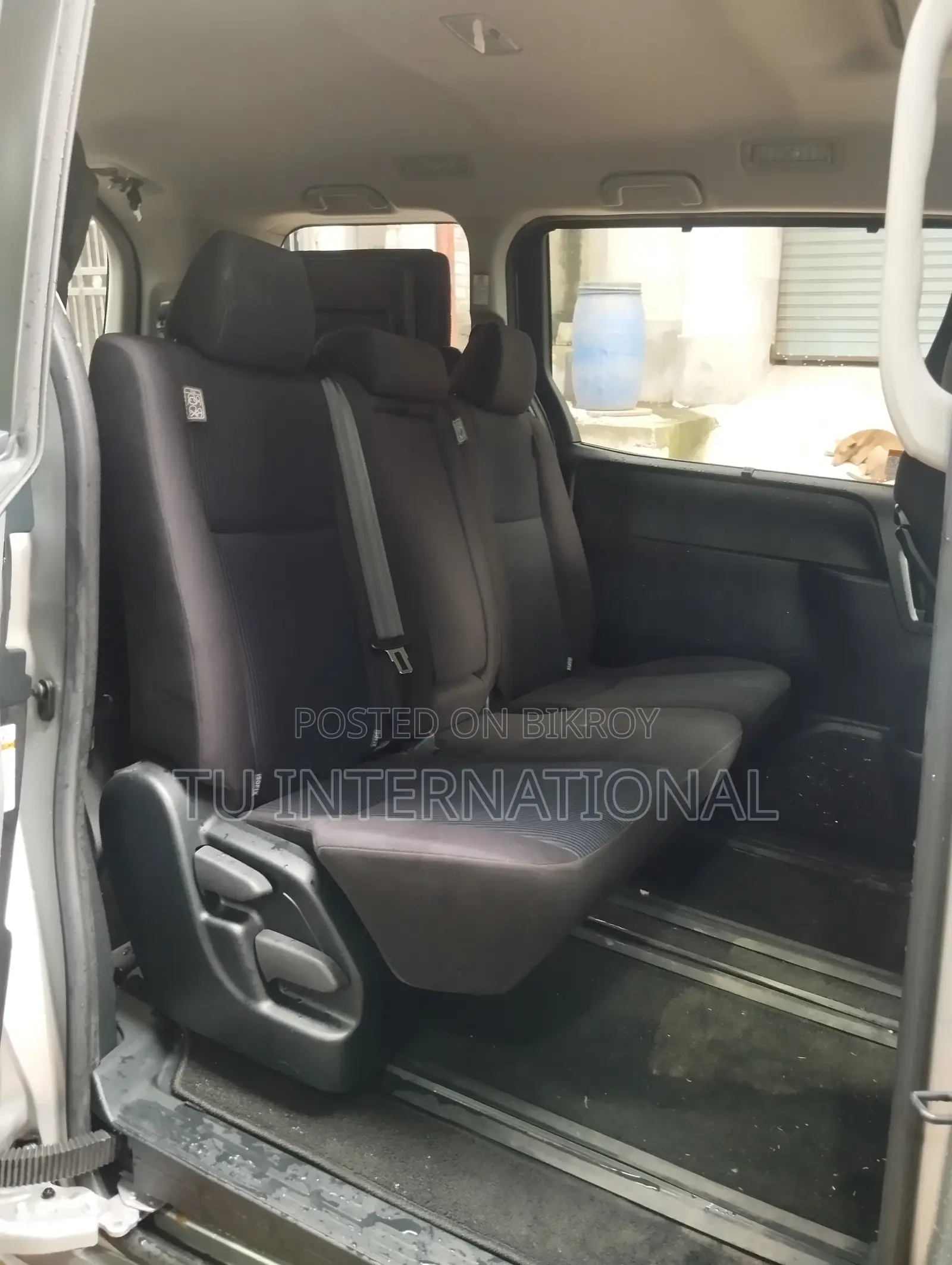 Toyota Noah 2021