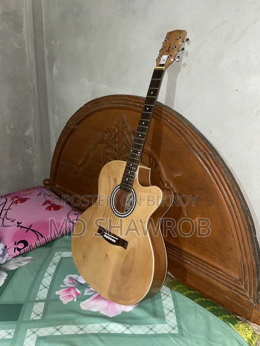 Signature Gogos Guitar with Electric Port - Natural Color