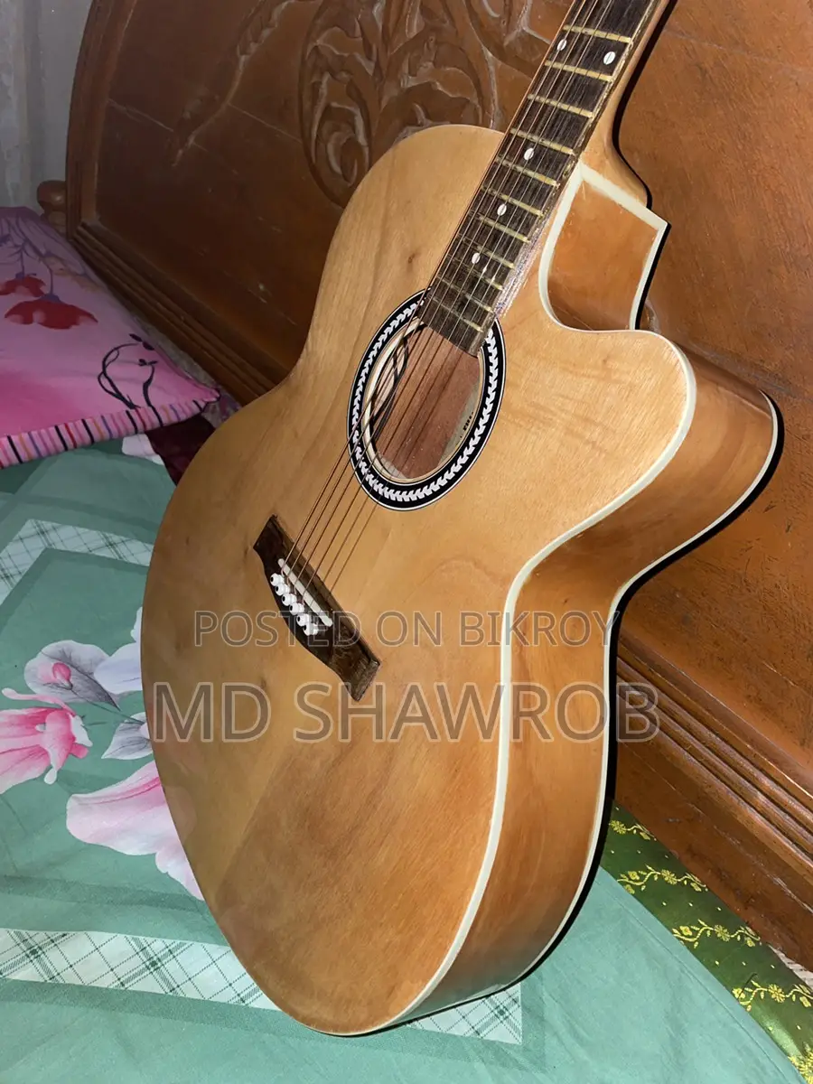 Signature Gogos Guitar with Electric Port - Natural Color