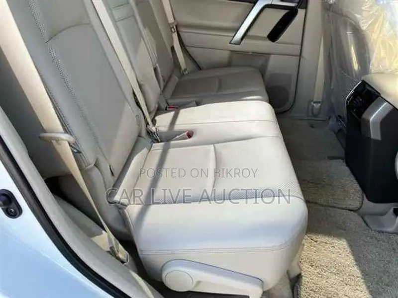Toyota Prado LAND CRUISER 2021