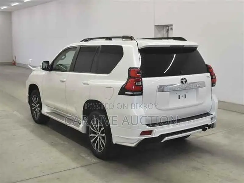 Toyota Prado LAND CRUISER 2021