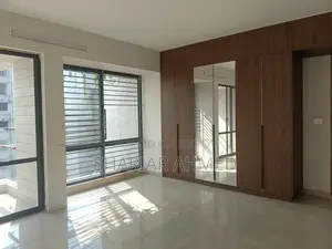 Brand New 3450 Sqft 4 Bed Un-Furnished Flat For Rent In North Gulshan