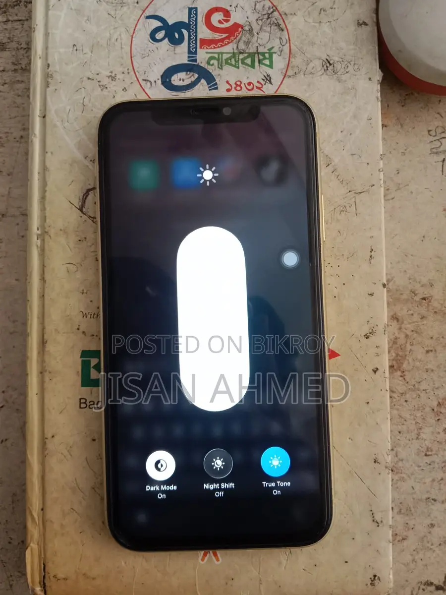 Apple iPhone 11 128 GB. (Used)