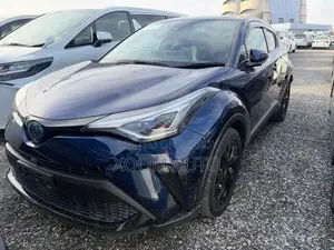 Toyota C-HR G MODE MICA BLUE CLR 2021
