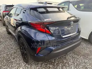 Toyota C-HR G MODE MICA BLUE CLR 2021