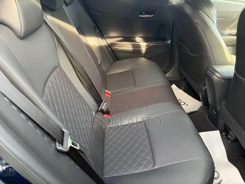 Toyota C-HR G MODE MICA BLUE CLR 2021