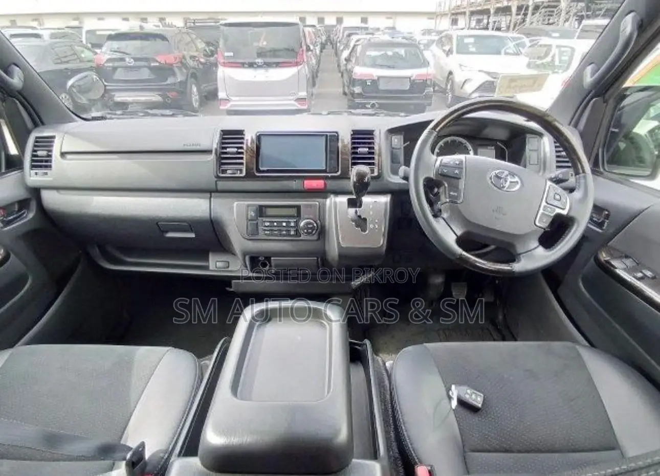Toyota Hiace Super GL Dark Prime2 2020