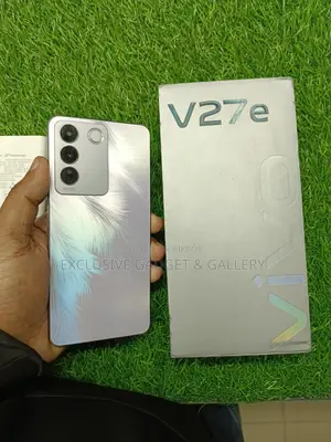 Vivo V27e 256 GB Blue