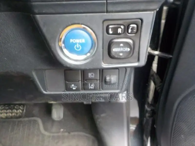 Toyota Fielder EX 4POINT 70000KM 2021