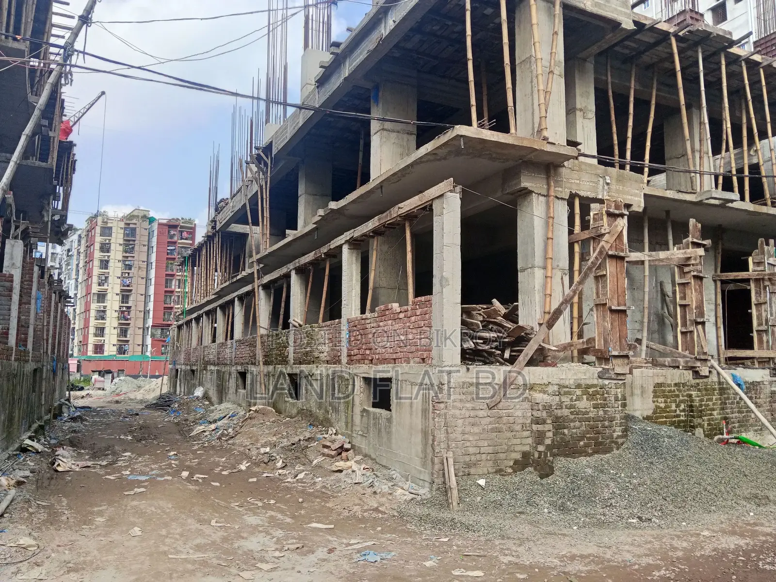 ১৫০০ বর্গফুটের ফ্ল্যাট বিক্রয় হবে, ৪র্থ তলা