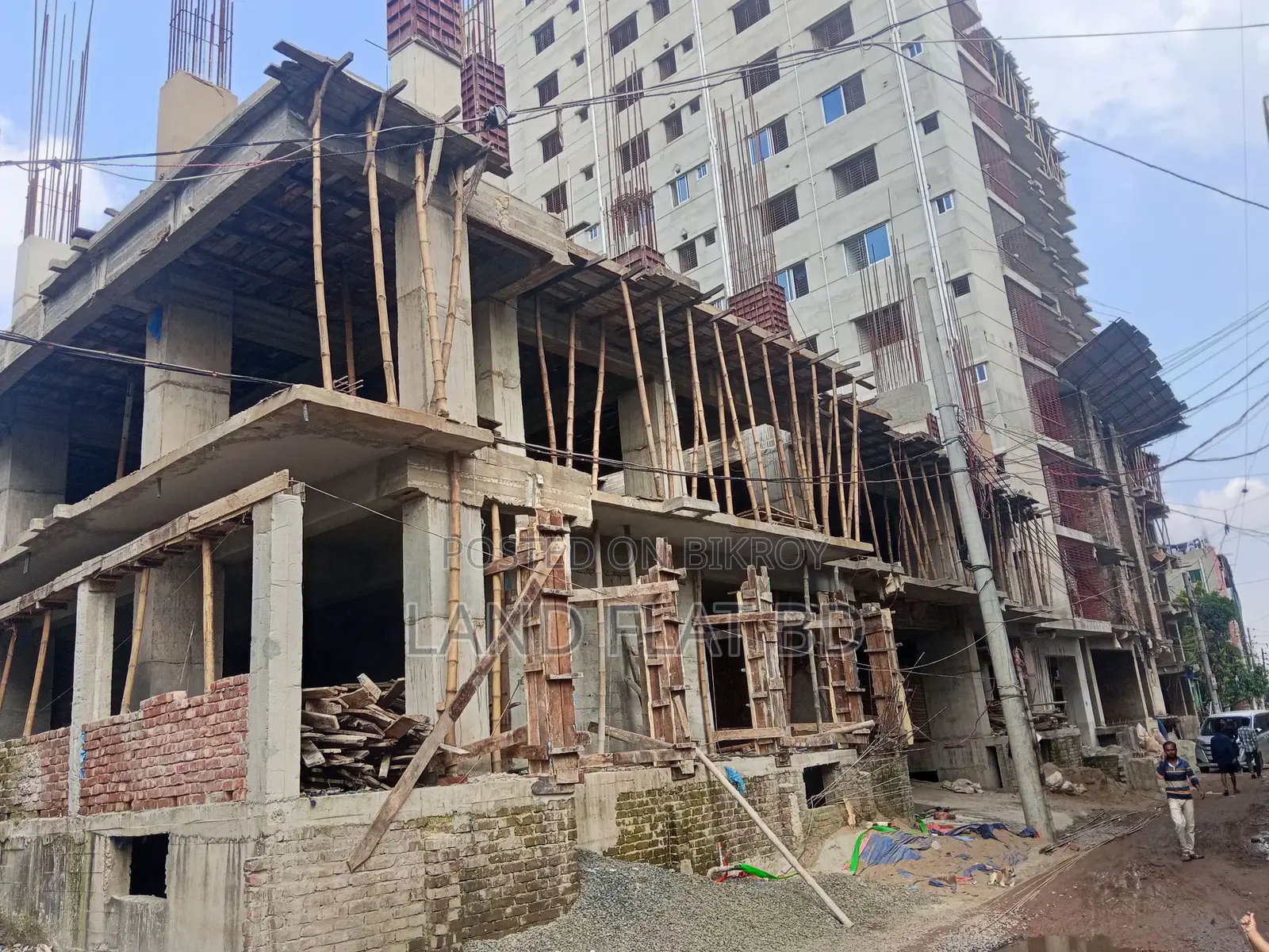 ১৫০০ বর্গফুটের ফ্ল্যাট বিক্রয় হবে, ৪র্থ তলা