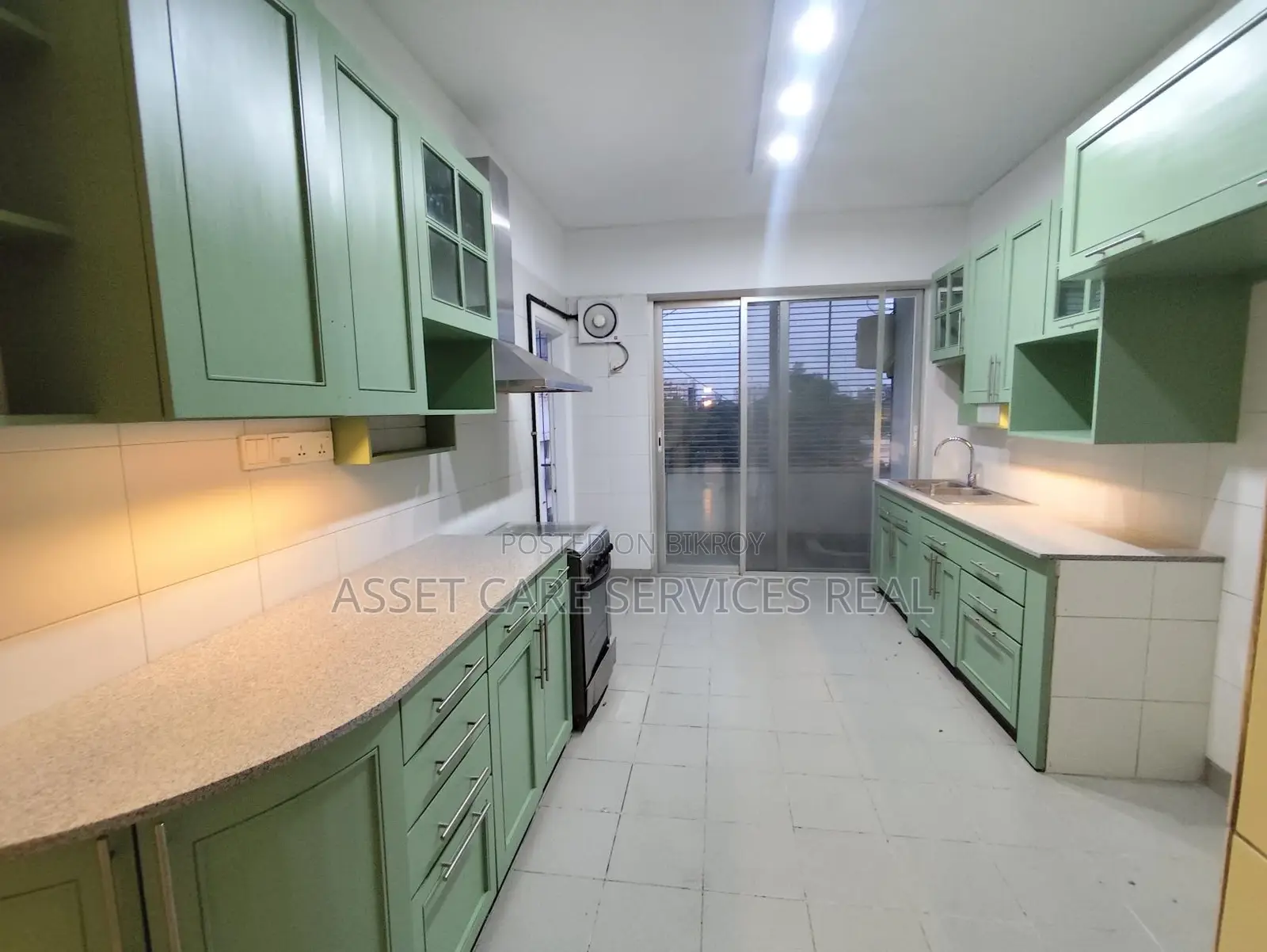 Duplex 7500-Sqft 5Bed Luxurious Penthouse Rent In North Gulshan