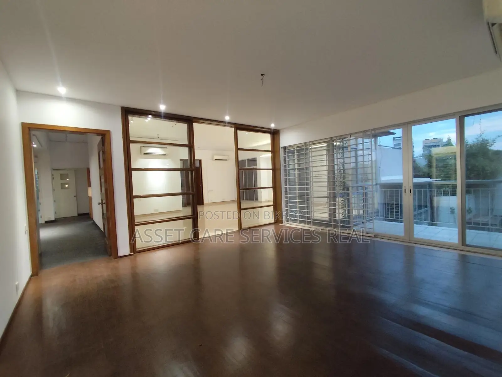 Duplex 7500-Sqft 5Bed Luxurious Penthouse Rent In North Gulshan