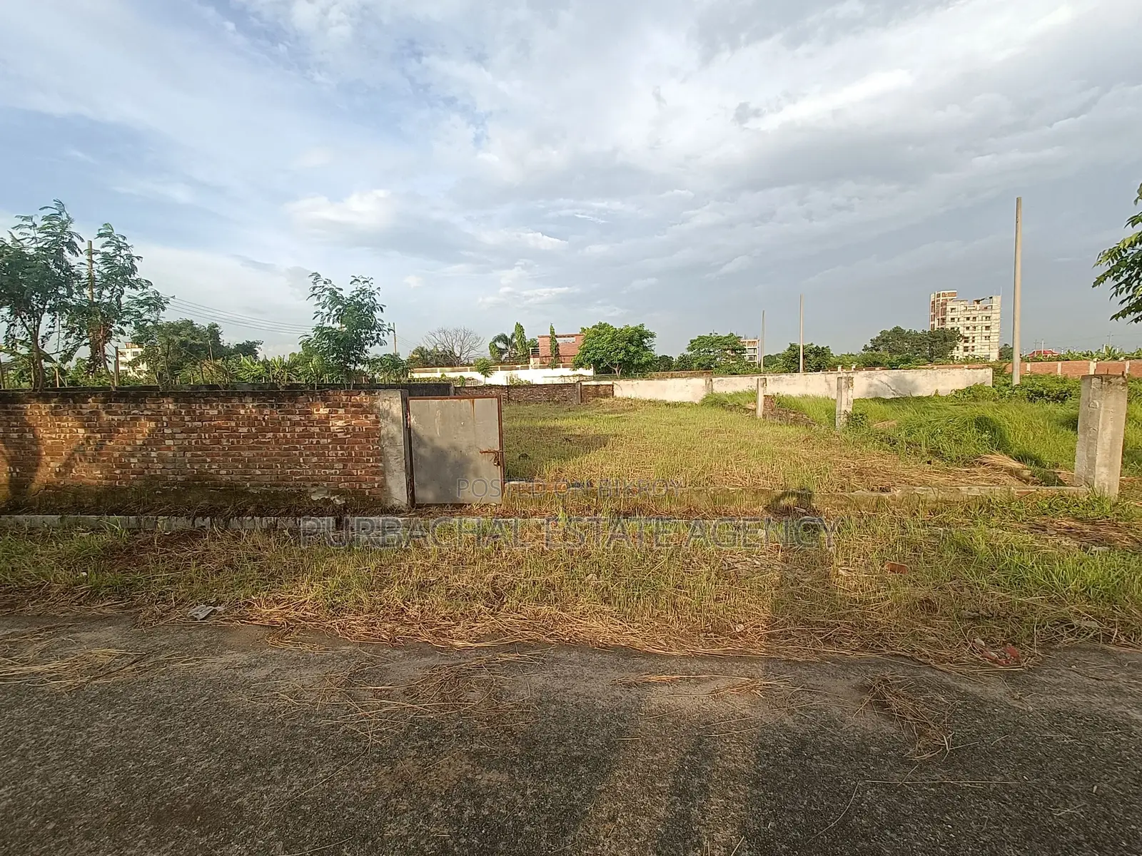 Near 150ft, 5 Katha Plot In Sec#11