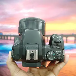 Canon 200D Mark 2 & yn50mm f1.8 lens