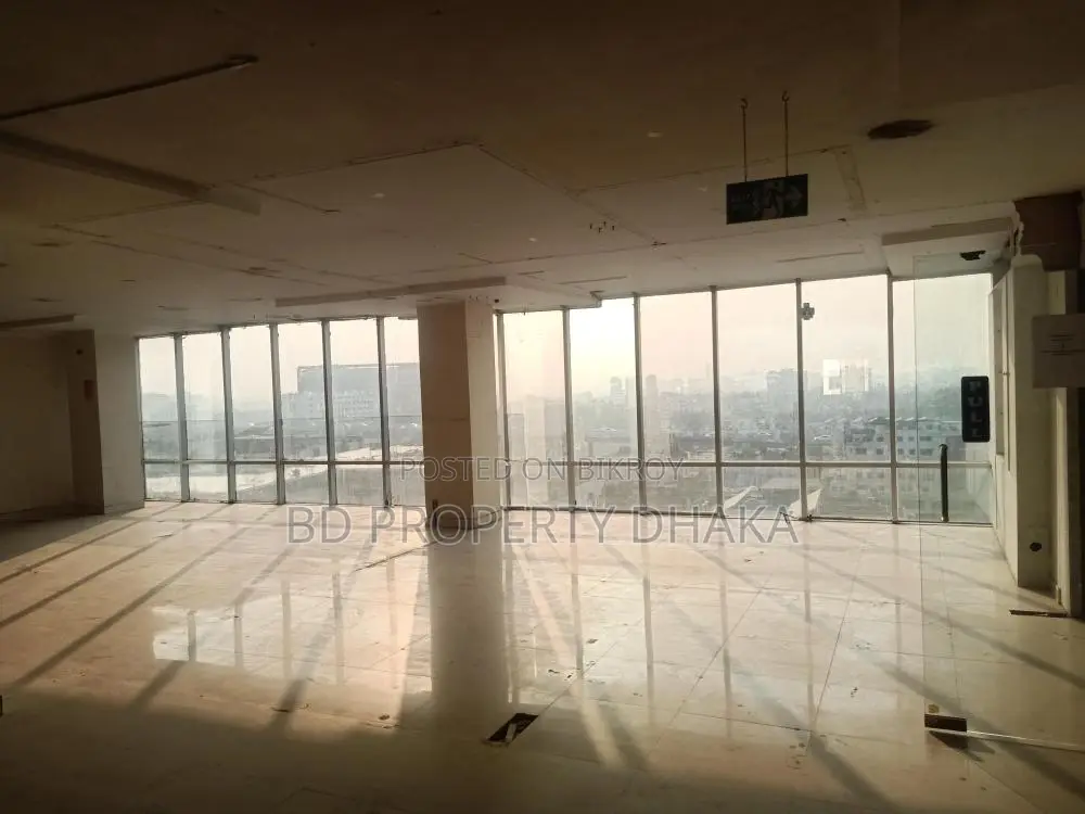 7800 Sqft Open Commercial Space Rent in Mohakali