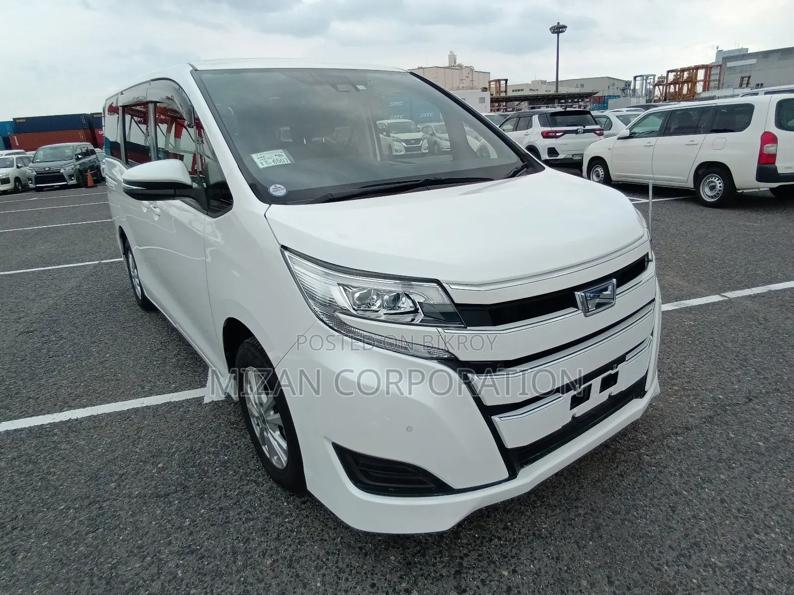 Toyota Noah X Package 2020