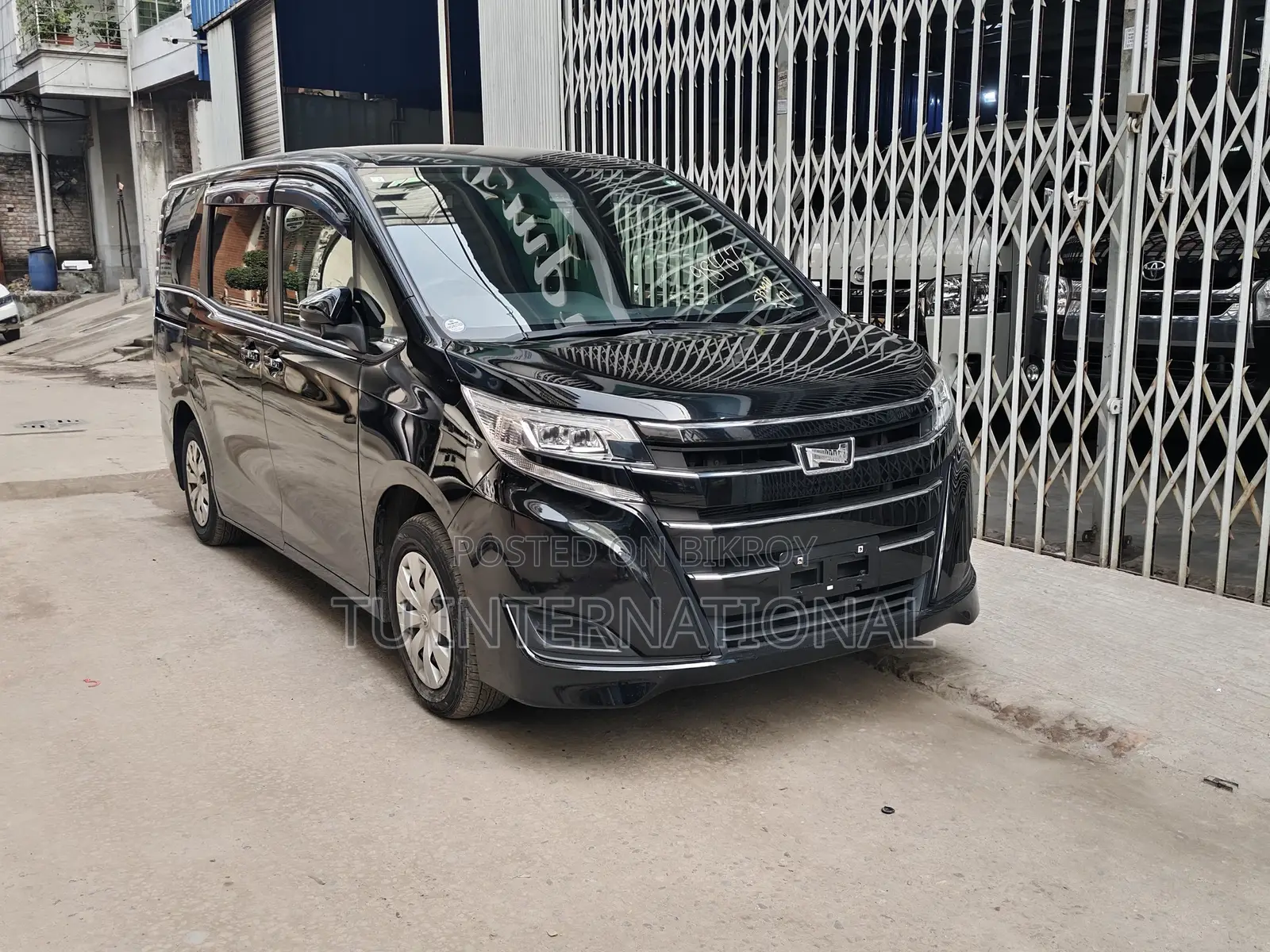 Toyota Noah 2020