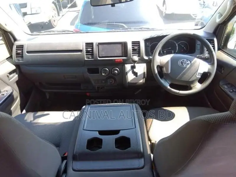Toyota Hiace DX PACKAGE 2020