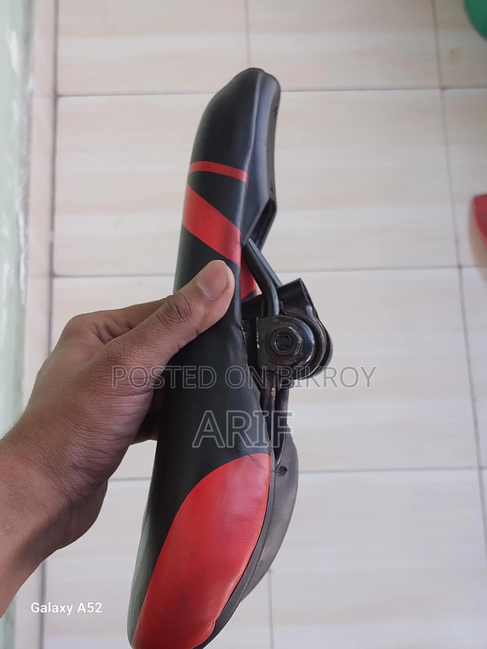 Urgent Sale – Phoenix Sports Bicycle Saddle