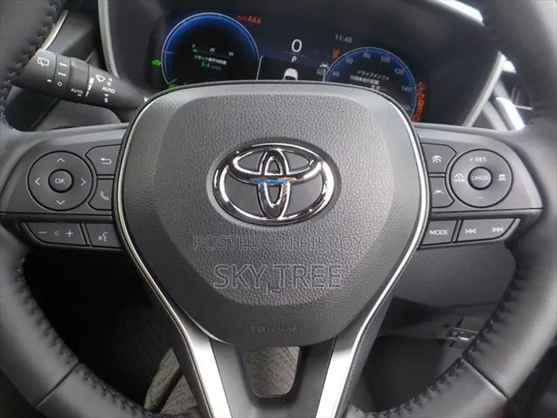 Toyota Corolla Cross Z-PKG 2025