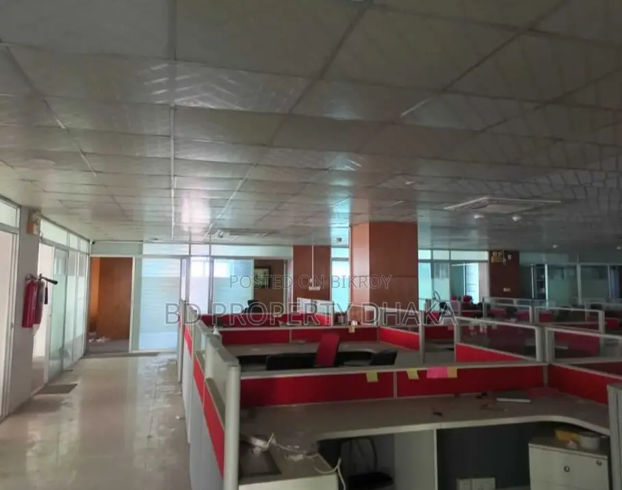 8020 Sqft Furnished Open Commercial Space for Rent in Gulshan Avenue