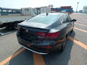 Honda Insight EX COSMIC BLUE 2021