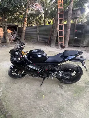 Yamaha R15 V4 2022