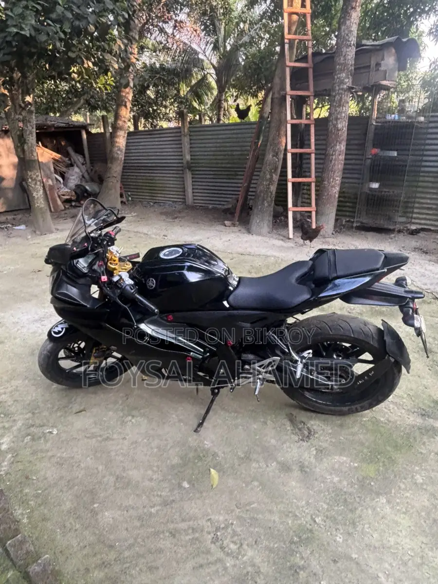 Yamaha R15 V4 2022
