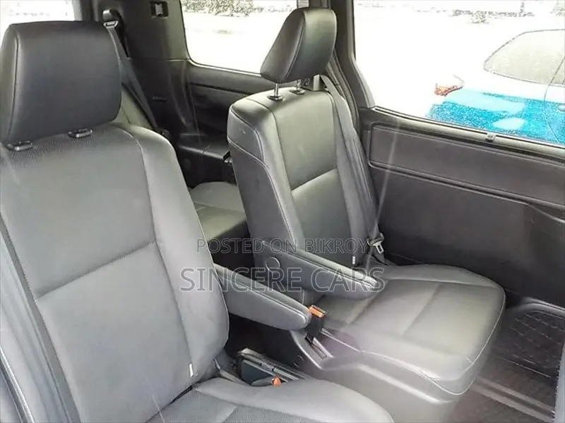Toyota Esquire GI NON HYB 4.5 POINT 2021