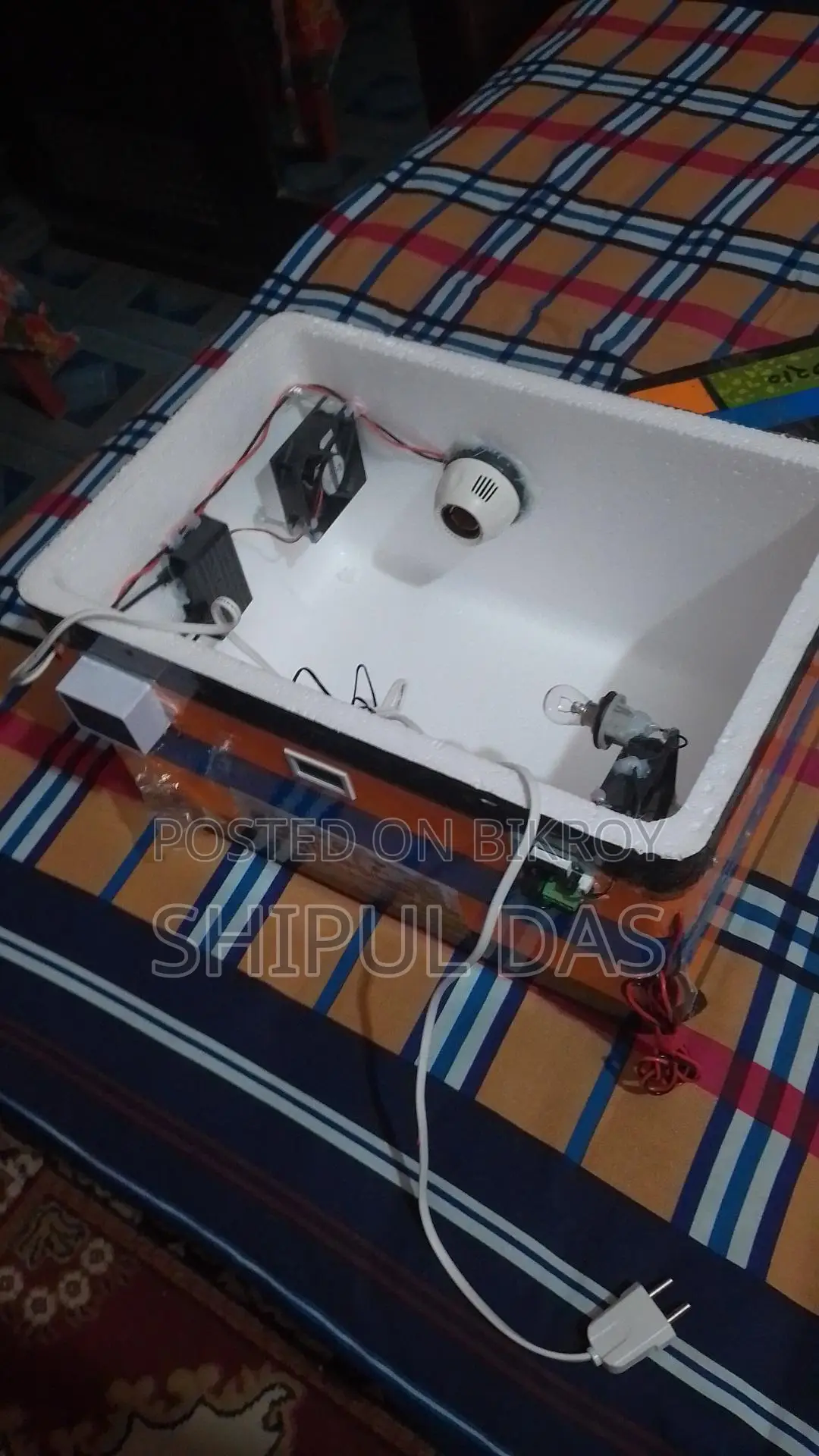 ডিম ফুটানো মেশিন