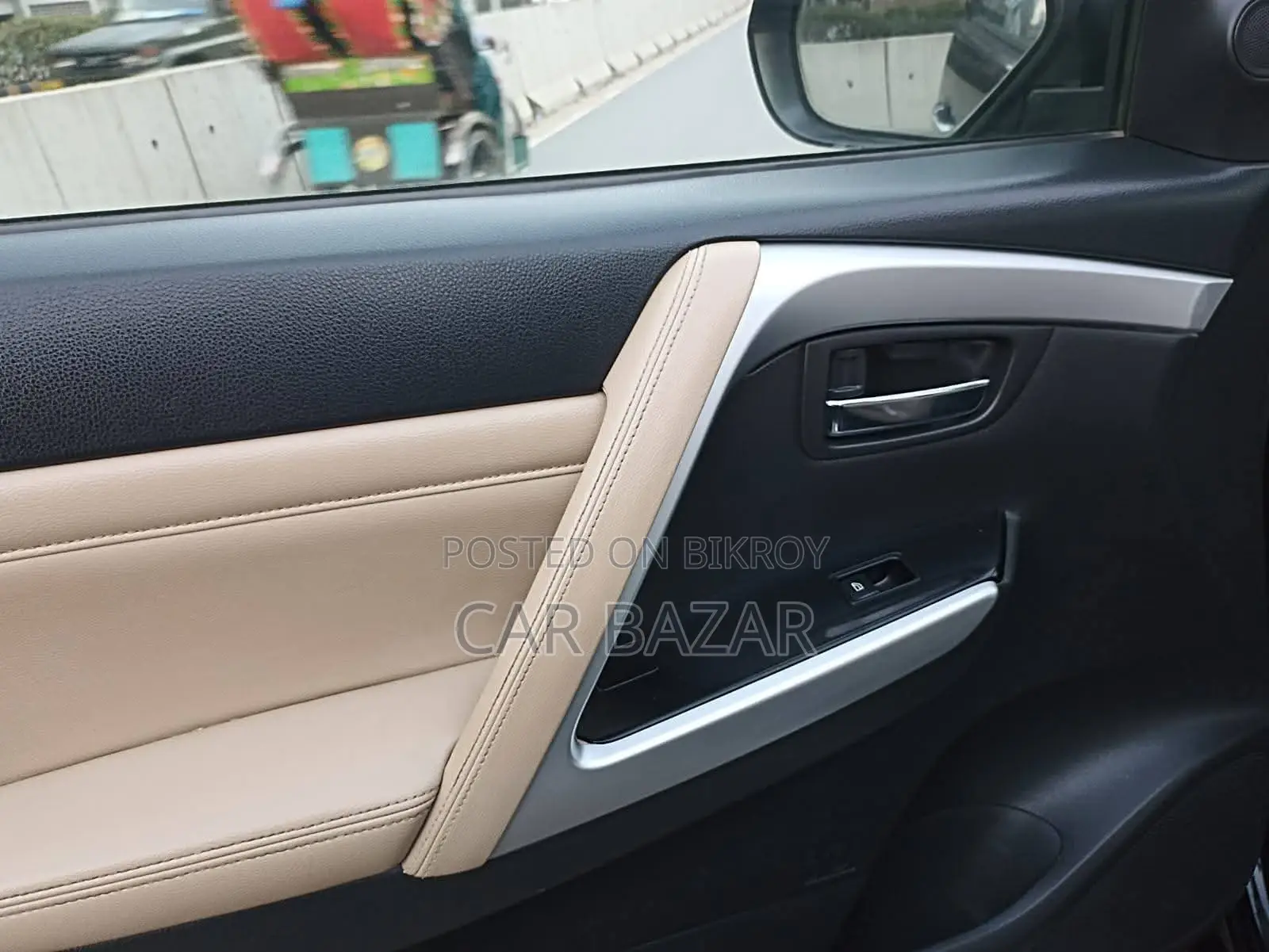 Mitsubishi Pajero Sport ৭ সিট সানরুফ ২০১৯
